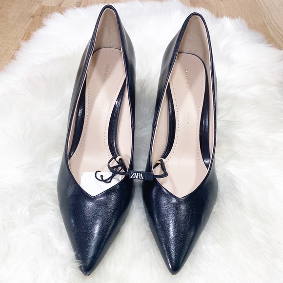 Zara Shoes - Zara Pointy Toe Block Heels. Size 8 NWT